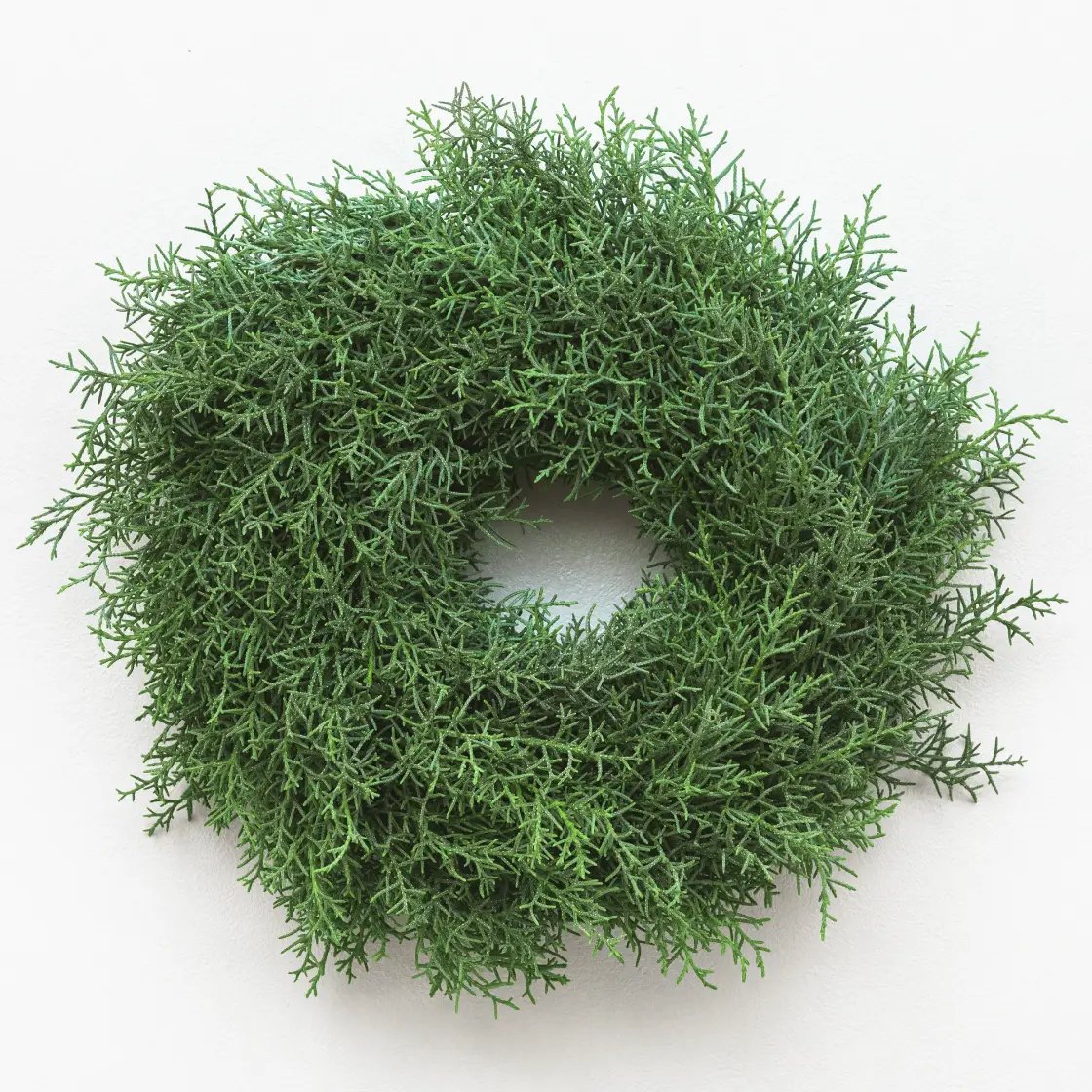 針葉樹のクリスマスリース（ブルーアイス） | 花のオンライン注文